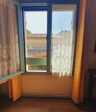 Maison De Village En Camargue Parking Clim Wifi - Rossiconciergerie - Linge Inclus *