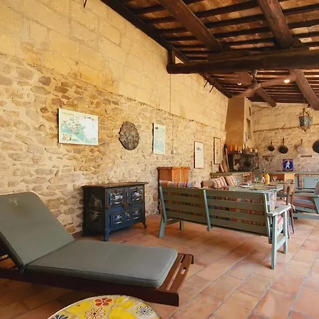 Maison De Village En Camargue Parking Clim Wifi - Rossiconciergerie - Linge Inclus * Saint-Laurent-dʼAigouze