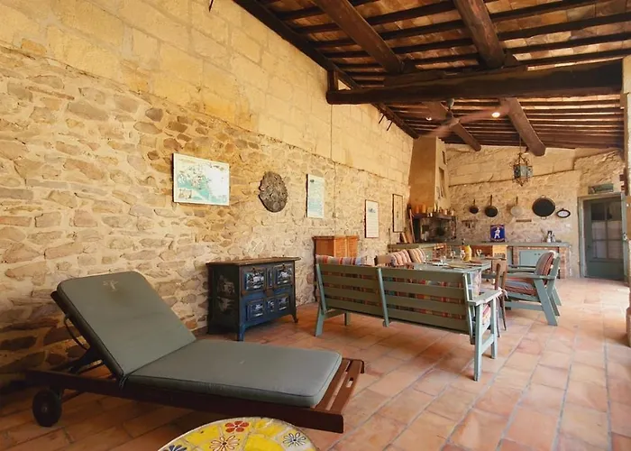 Maison De Village En Camargue Parking Clim Wifi - Rossiconciergerie - Linge Inclus * Saint-Laurent-dʼAigouze