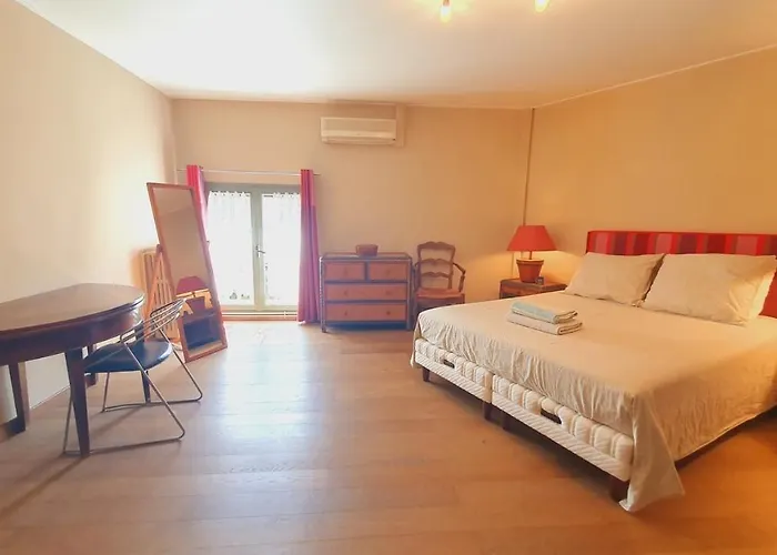 Hébergement de vacances Maison De Village En Camargue Parking Clim Wifi - Rossiconciergerie - Linge Inclus Saint-Laurent-dʼAigouze