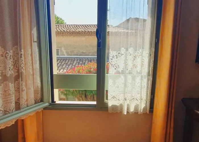 Maison De Village En Camargue Parking Clim Wifi - Rossiconciergerie - Linge Inclus Hébergement de vacances